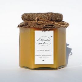 Vasarinis medus, 500 g. (šešiakampis stiklainis)